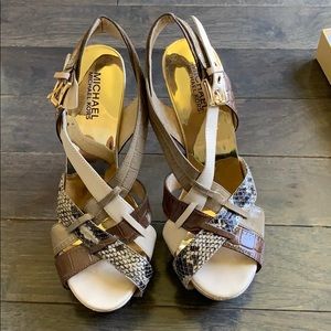 Michael Kohrs snakeskin print heels